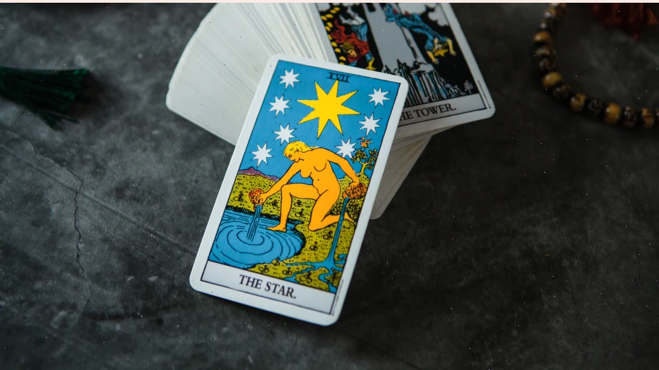 Таро в сети: быстрый путь к осознанным решениям расклад таро